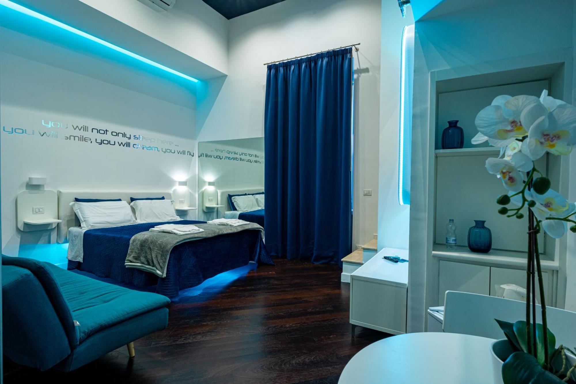 לינה וארוחת בוקר נאפולי Skyhouse Duomo מראה חיצוני תמונה